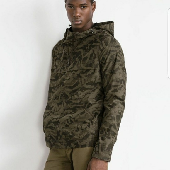 zara man hooded jacket